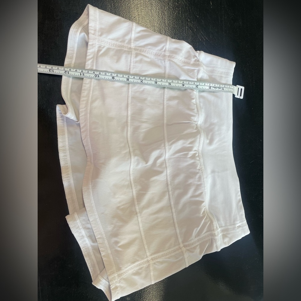 Lulu pace rival skirt